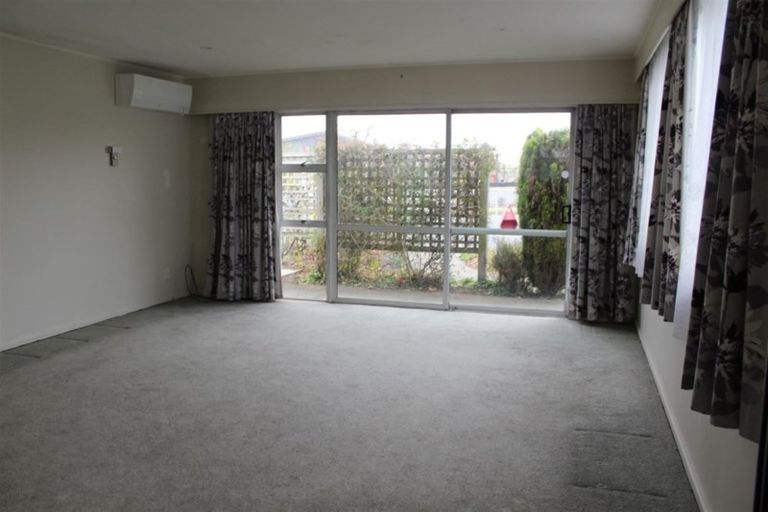 Photo of property in A2/201 Otipua Road, West End, Timaru, 7910