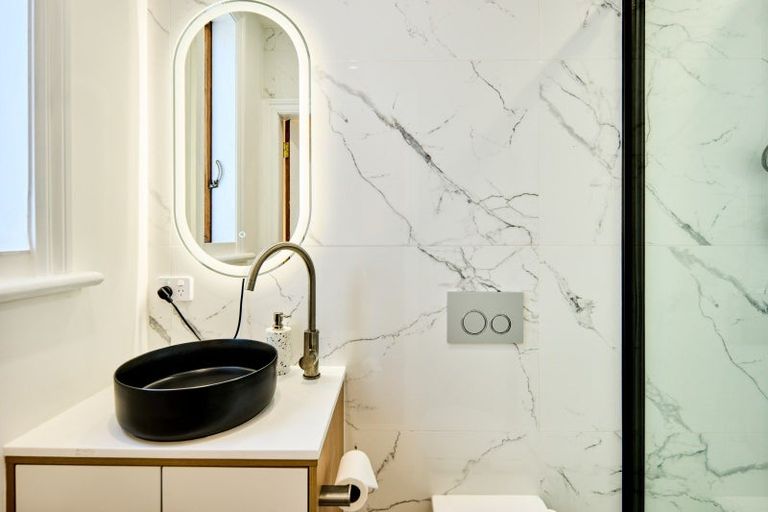 Photo of property in 25 Newman Terrace, Thorndon, Wellington, 6011