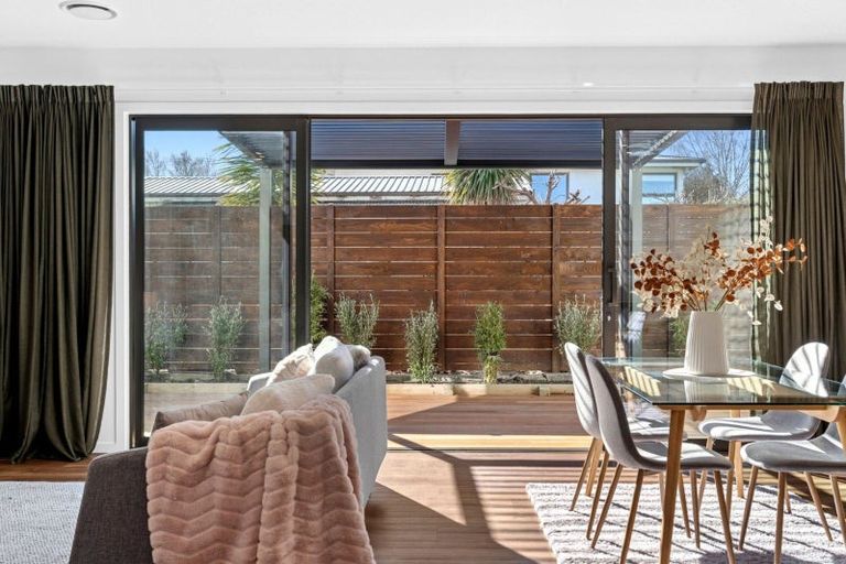 Photo of property in 28 Orient Street, Cromwell, 9310