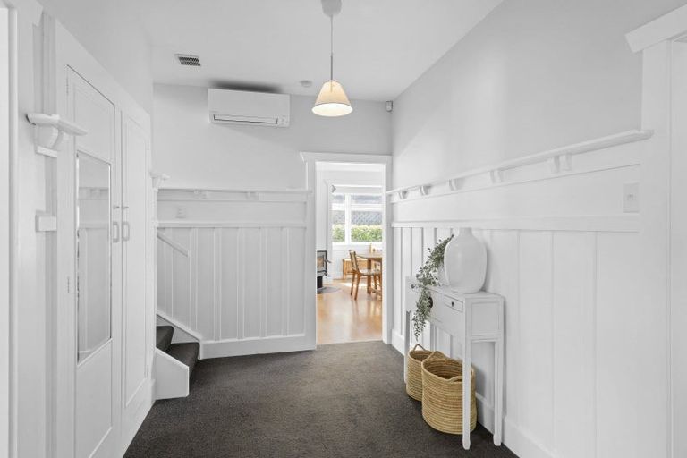 Photo of property in 40 Centaurus Road, Cashmere, Christchurch, 8022