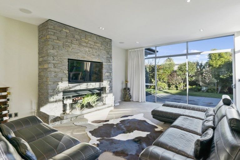 Photo of property in 8 Royds Street, Fendalton, Christchurch, 8014