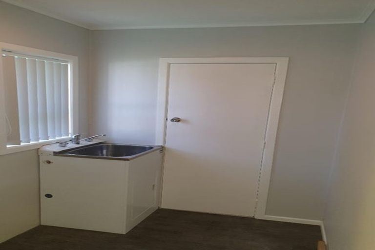 Photo of property in 30 Beryl Place, Mangere East, Auckland, 2024