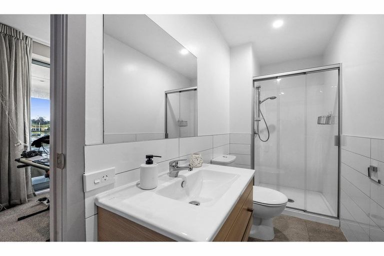 Photo of property in 305/7 Kaipiho Lane, Albany, Auckland, 0632