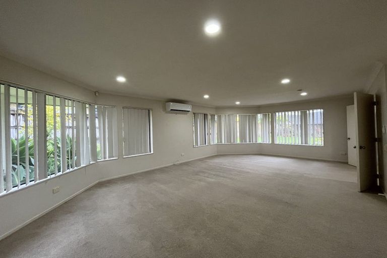 Photo of property in 4 Snave Place, East Tamaki, Auckland, 2013