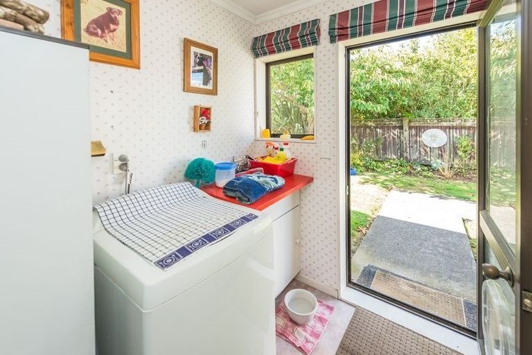 Photo of property in 16 Oaklea Avenue, Marton, 4710