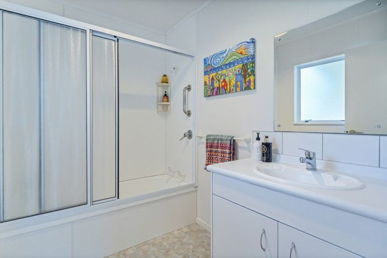 Photo of property in 63 Jubilee Drive, Pauanui, Hikuai, 3579