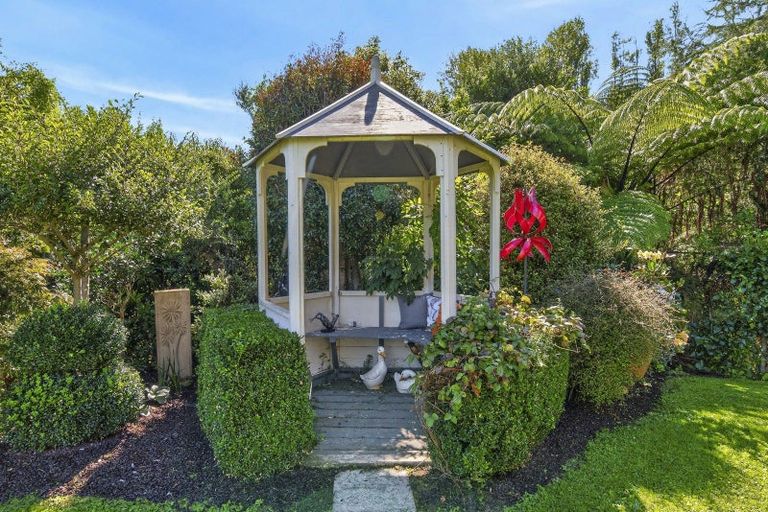 Photo of property in 25 Hanawera Ridge Road, Manakau, Otaki, 5583