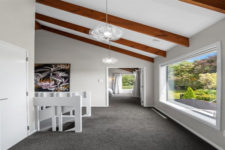 Photo of property in 481 Avonhead Road, Avonhead, Christchurch, 8042