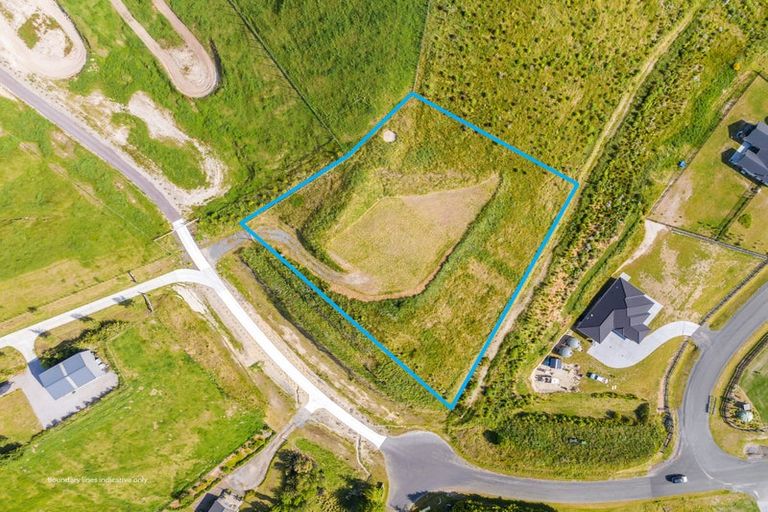 Photo of property in 44 King Road, Kinloch, Taupo, 3385