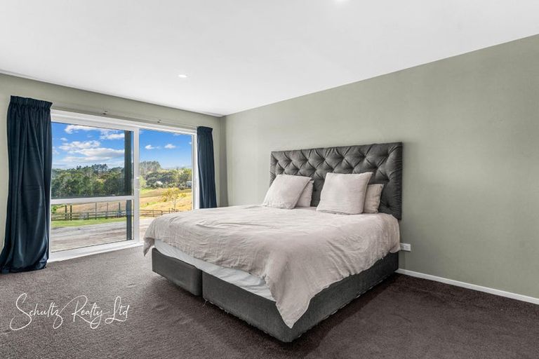 Photo of property in 918 Oneriri Road, Kaiwaka, 0573