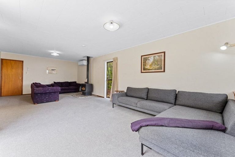 Photo of property in 1/56 Lavery Place, Sunnynook, Auckland, 0632