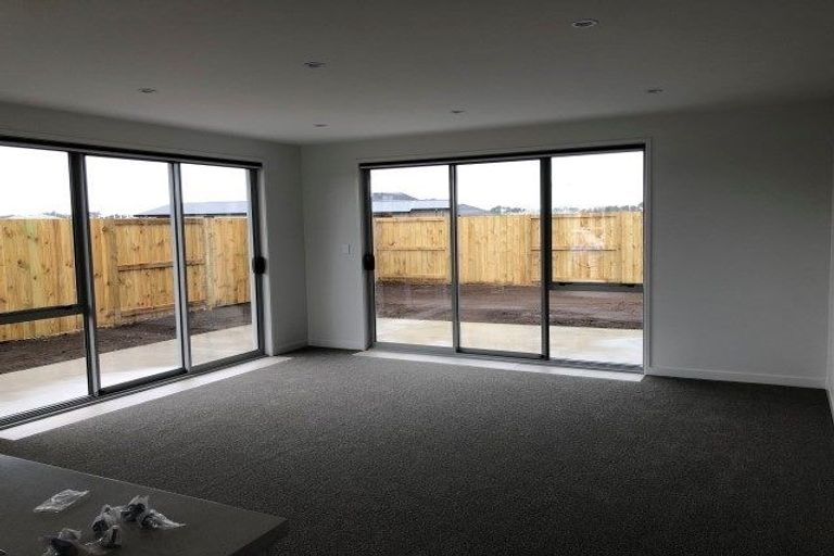 Photo of property in 8 Dunkeld Drive, Papamoa, 3118