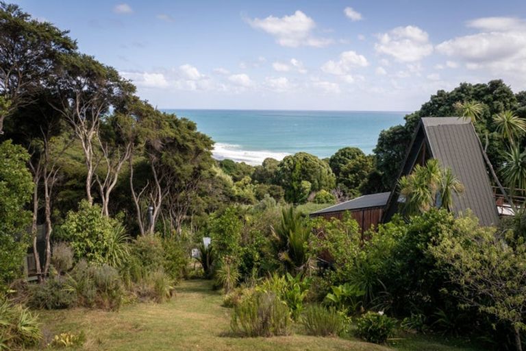 Photo of property in 7g Whaanga Road, Raglan, 3297