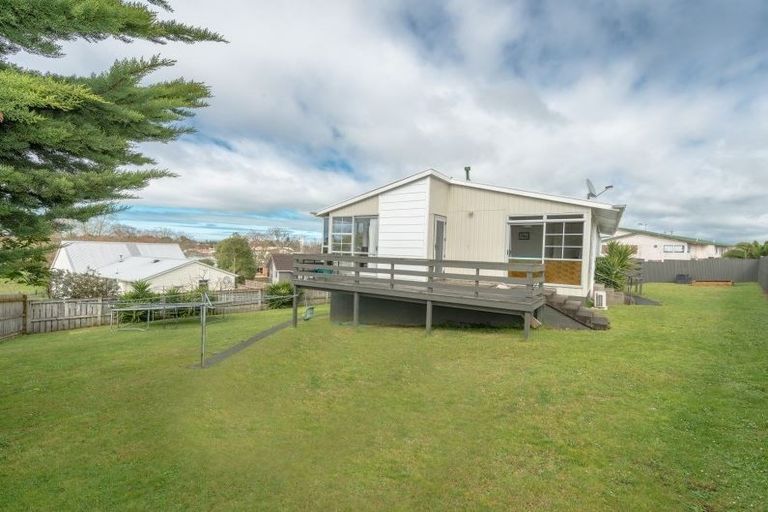 Photo of property in 46 Morrow Avenue, St Andrews, Hamilton, 3200