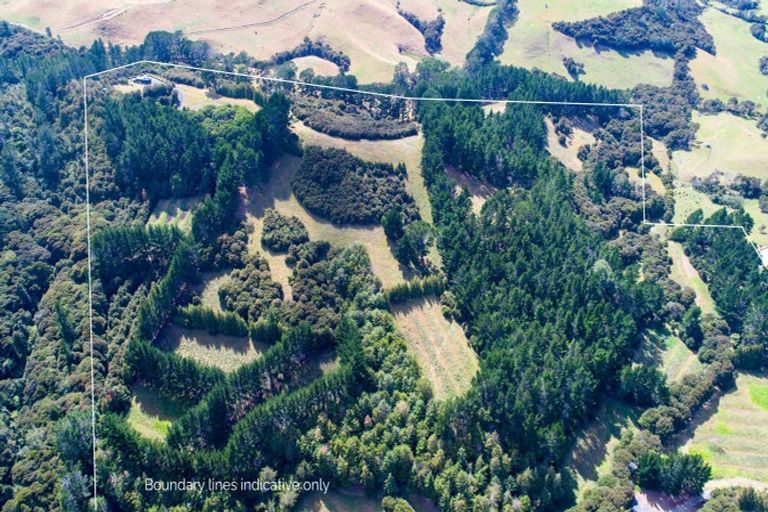 Photo of property in 61 Spikes Way, Whitianga, 3510