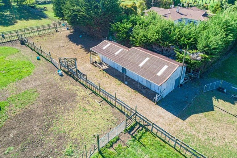 Photo of property in 179 Leedstown Road, Hunterville, Marton, 4787