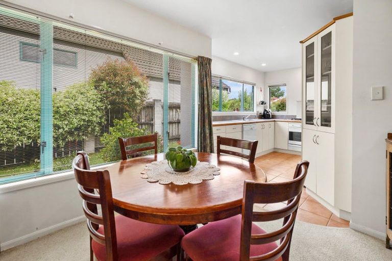 Photo of property in 3/84 Braid Road, St Andrews, Hamilton, 3200