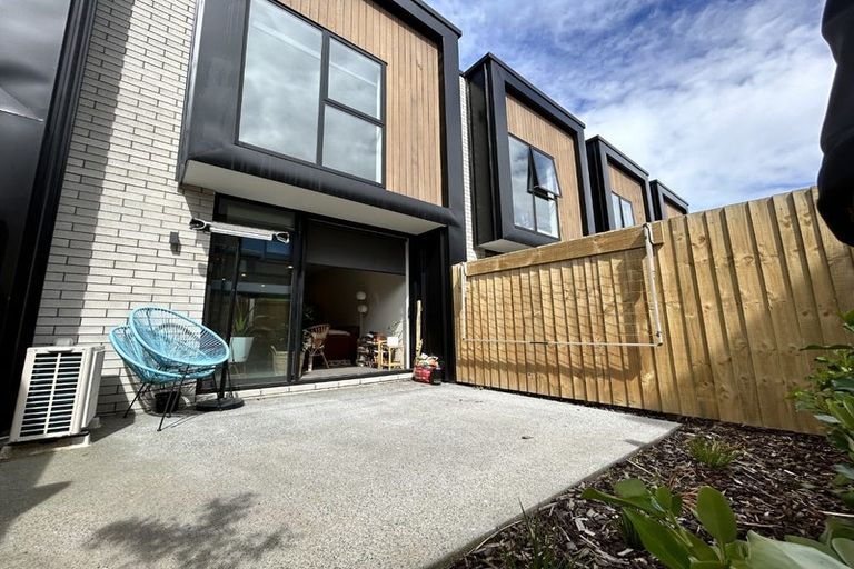 Photo of property in 4/329 Lincoln Road, Addington, Christchurch, 8024