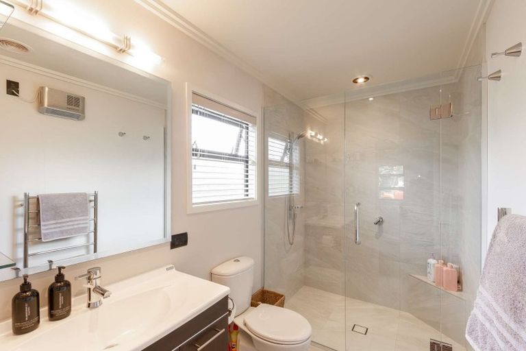 Photo of property in 10 Pacific Avenue, Poraiti, Napier, 4112