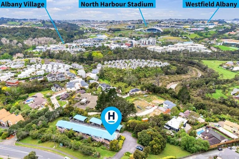 Photo of property in 12/53 The Avenue, Albany, Auckland, 0632