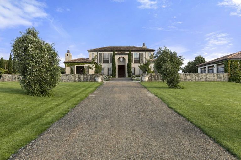 Photo of property in 68 Clark Road, Karaka, Papakura, 2580