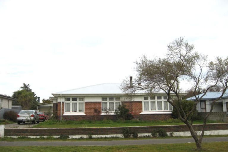 Photo of property in 17 Hardy Street, Strathern, Invercargill, 9812