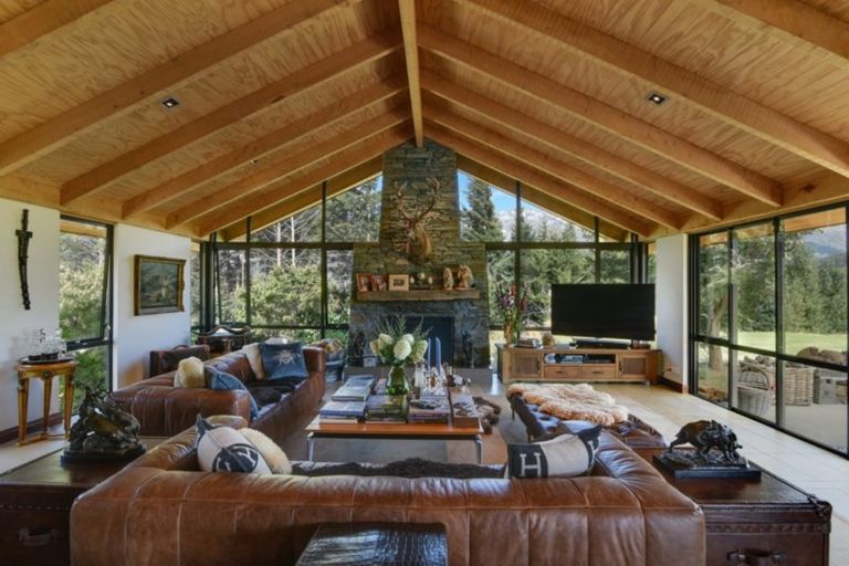 Photo of property in 41 Precipice Lane, Glenorchy, 9372