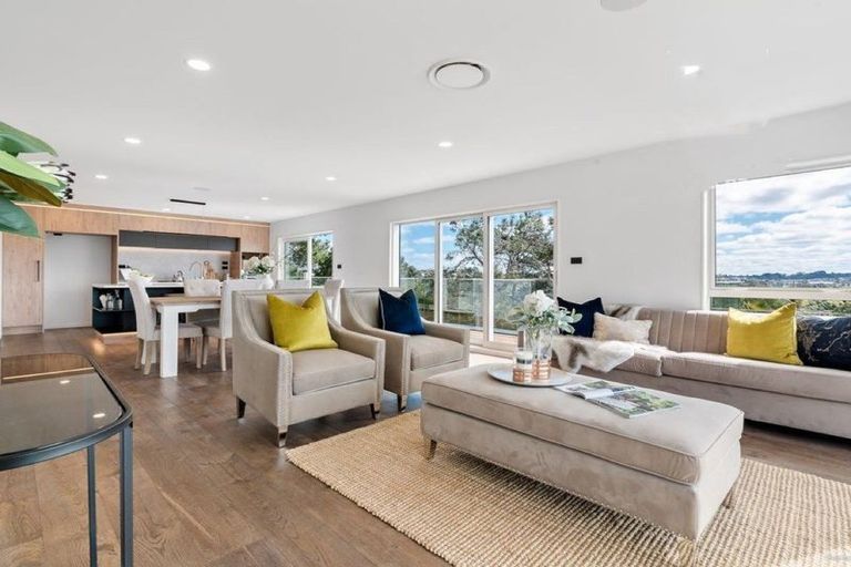 Photo of property in 185b Browns Bay Road, Browns Bay, Auckland, 0630