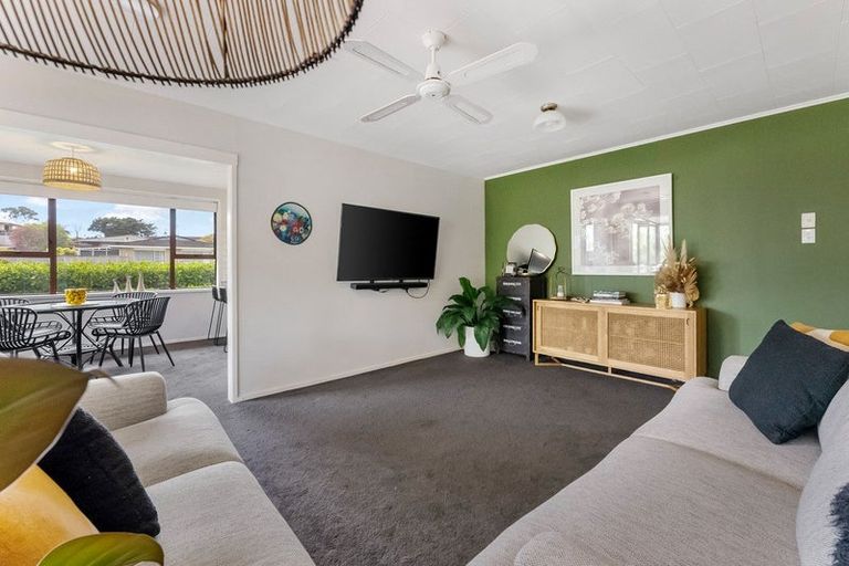 Photo of property in 15 Lantana Avenue, Bell Block, New Plymouth, 4312