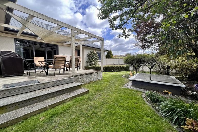 Photo of property in 236 Greers Road, Bryndwr, Christchurch, 8053