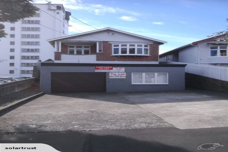 Photo of property in 35 Roxburgh Street, Mount Victoria, Wellington, 6011