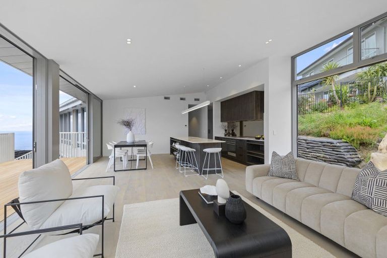 Photo of property in 16 Galilee Lane, Moncks Bay, Christchurch, 8081