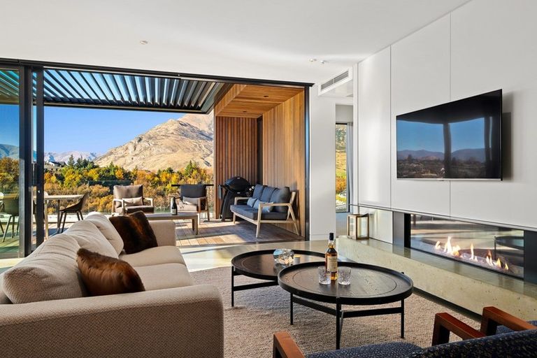 Photo of property in 13 Old Homestead Place, Kawarau Falls, Queenstown, 9300