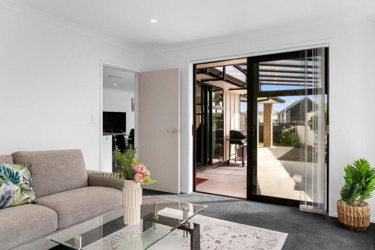 Photo of property in 3 Cotula Way, Papamoa Beach, Papamoa, 3118