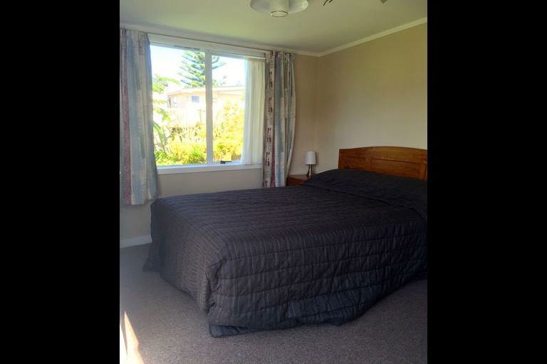 Photo of property in 12 Leo Street, Waihi Beach, 3611