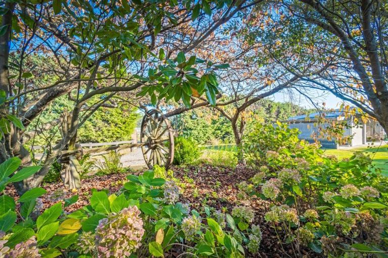 Photo of property in 842 Hoskyns Road, West Melton, Christchurch, 7675