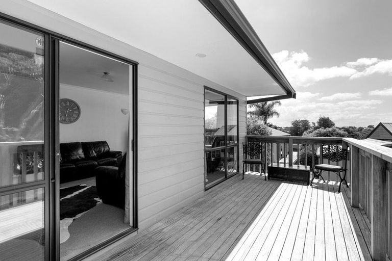 Photo of property in 16 Victory Street, Welcome Bay, Tauranga, 3112