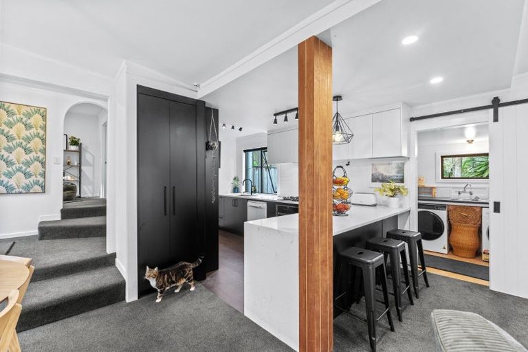 Photo of property in 78 Motutara Road, Muriwai, Waimauku, 0881