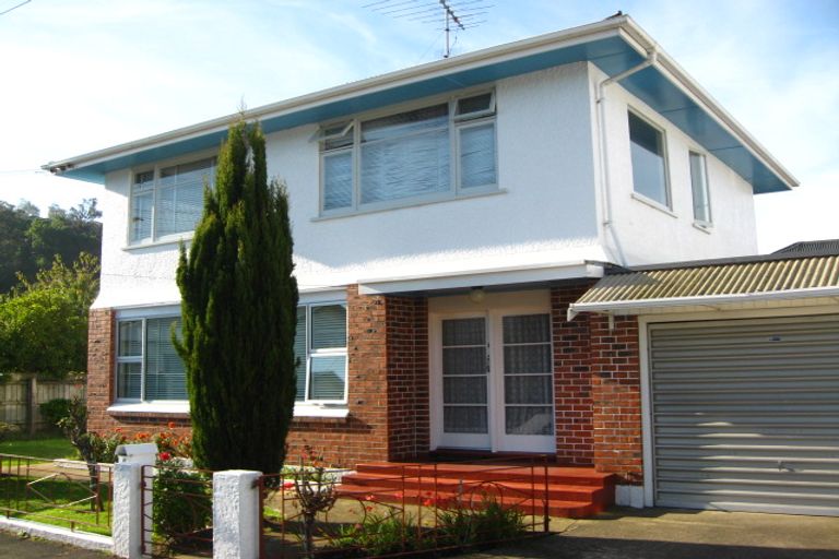 Photo of property in 8 Carlyle Street, North East Valley, Dunedin, 9010