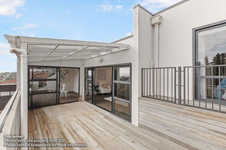 Photo of property in 2/4 Dorrit Lane, Howick, Auckland, 2014