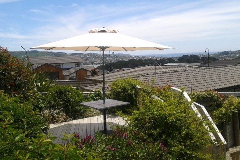 Photo of property in 3 Wangapeka Way, Aotea, Porirua, 5024