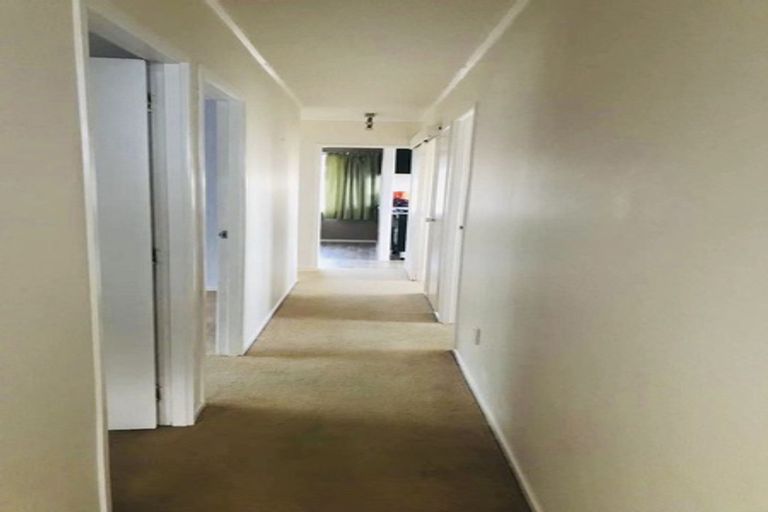 Photo of property in 93 Stapleford Crescent, Browns Bay, Auckland, 0630