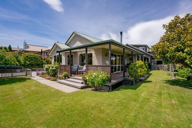 Photo of property in 1 Totara Terrace, Wanaka, 9305