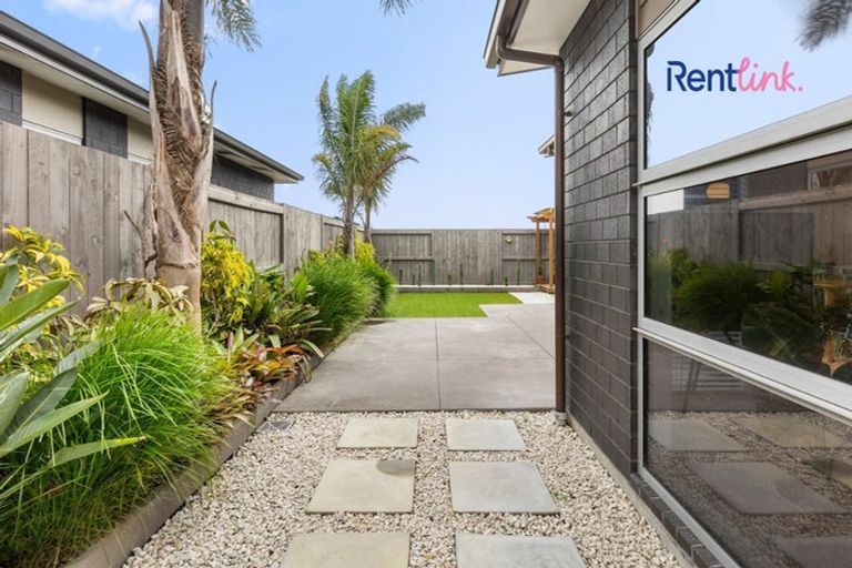 Photo of property in 23 Kohekohe Road, Papamoa Beach, Papamoa, 3118