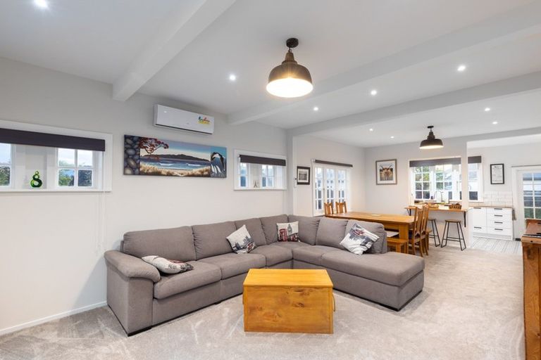 Photo of property in 154 Shaw Avenue, New Brighton, Christchurch, 8083