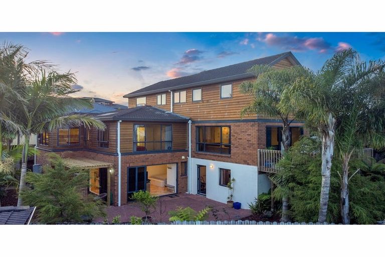 Photo of property in 16 San Lorenzo Rise, Henderson, Auckland, 0612