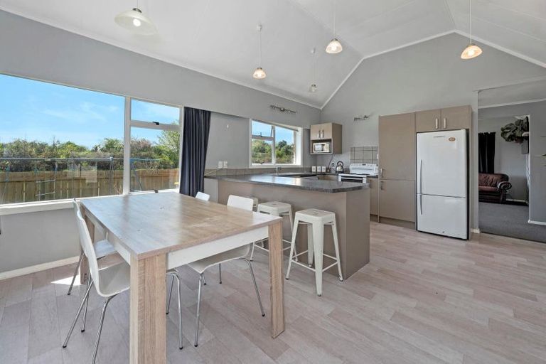 Photo of property in 22 Neil Road, Fairy Springs, Rotorua, 3015