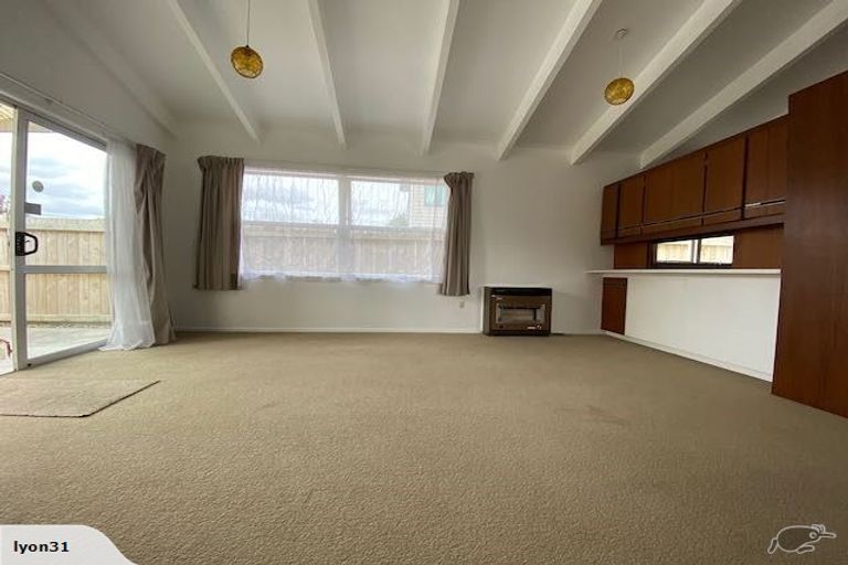 Photo of property in 18a Sheridan Street, Silverdale, Hamilton, 3216