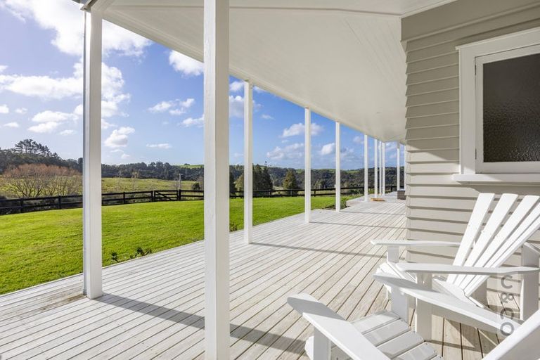 Photo of property in 93 Alf Access Road, Helensville, 0875