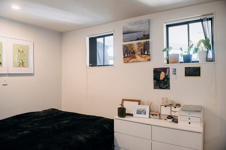 Photo of property in Terrace Garden Apartments, 13d/120 The Terrace, Wellington Central, Wellington, 6011